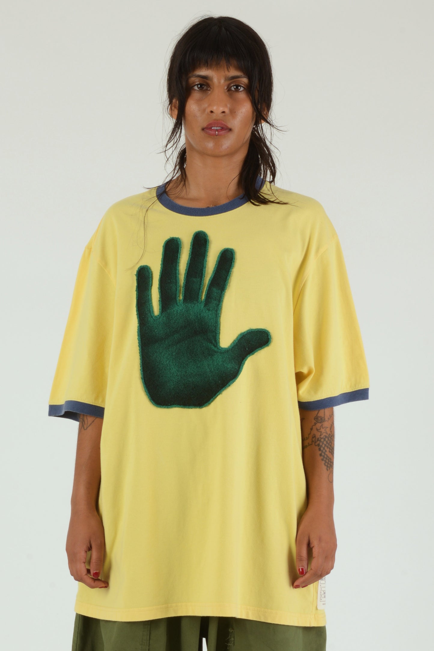 Hands On Tee 006 - XL