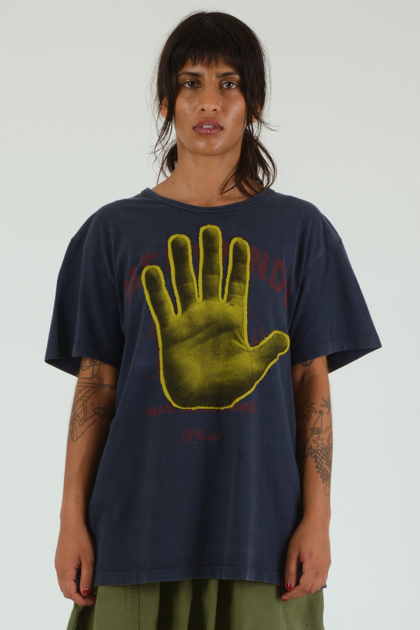 Hands On Tee 011 - XL