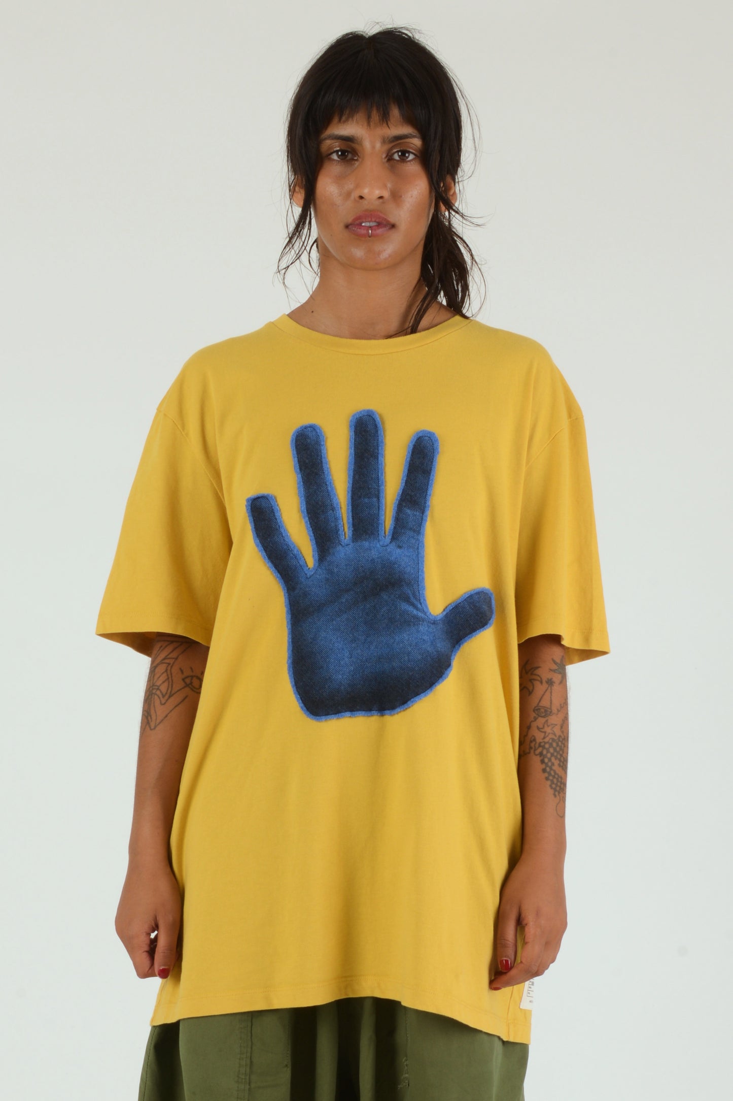 Hands On Tee 031 - XL