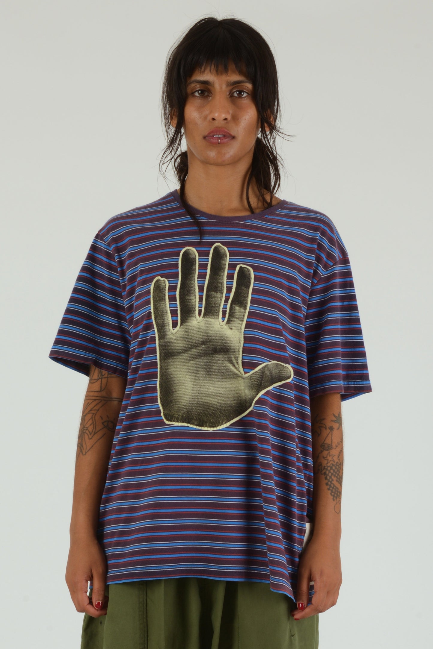 Hands On Tee 060 - L