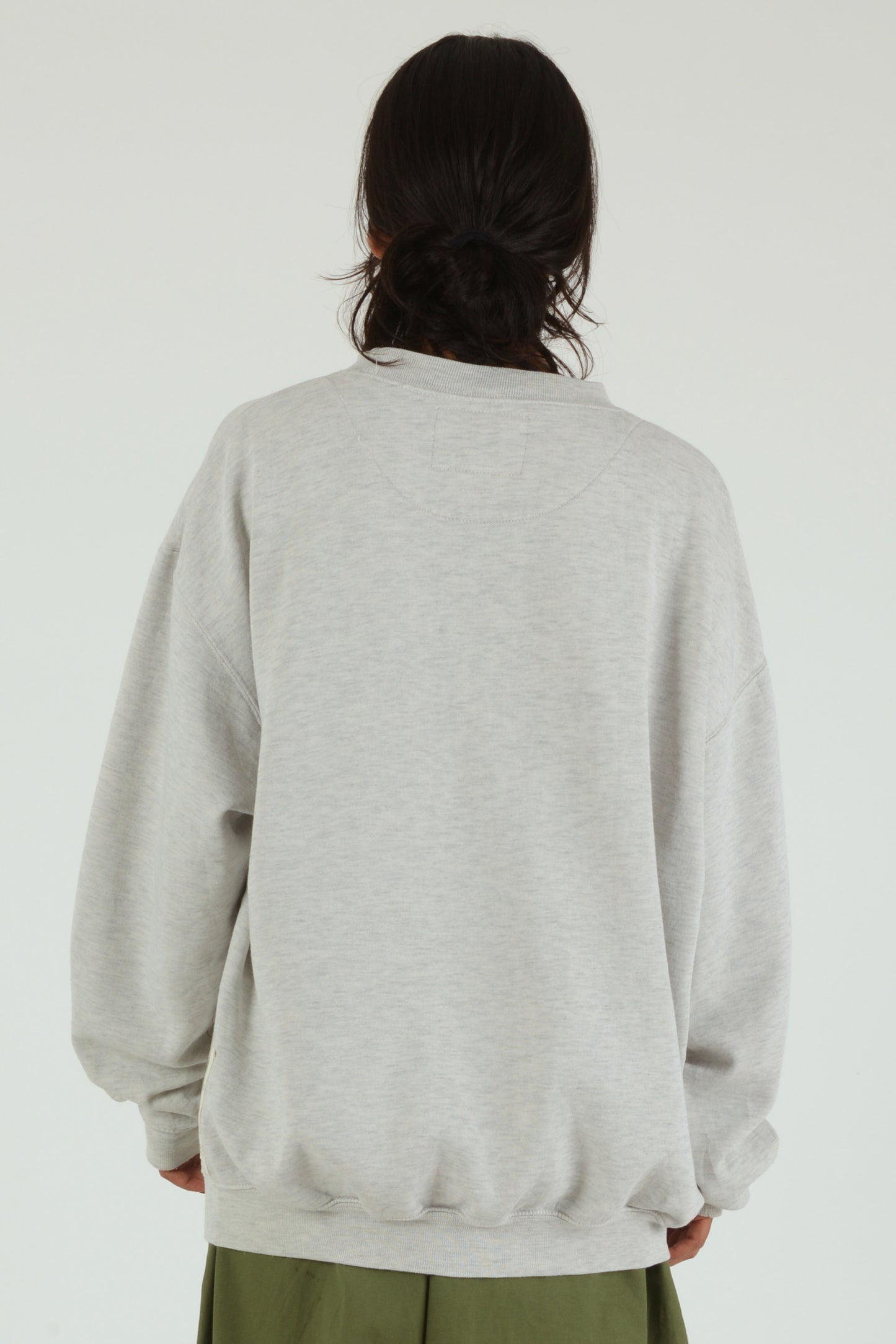 Lost Property Jumper 014 - L