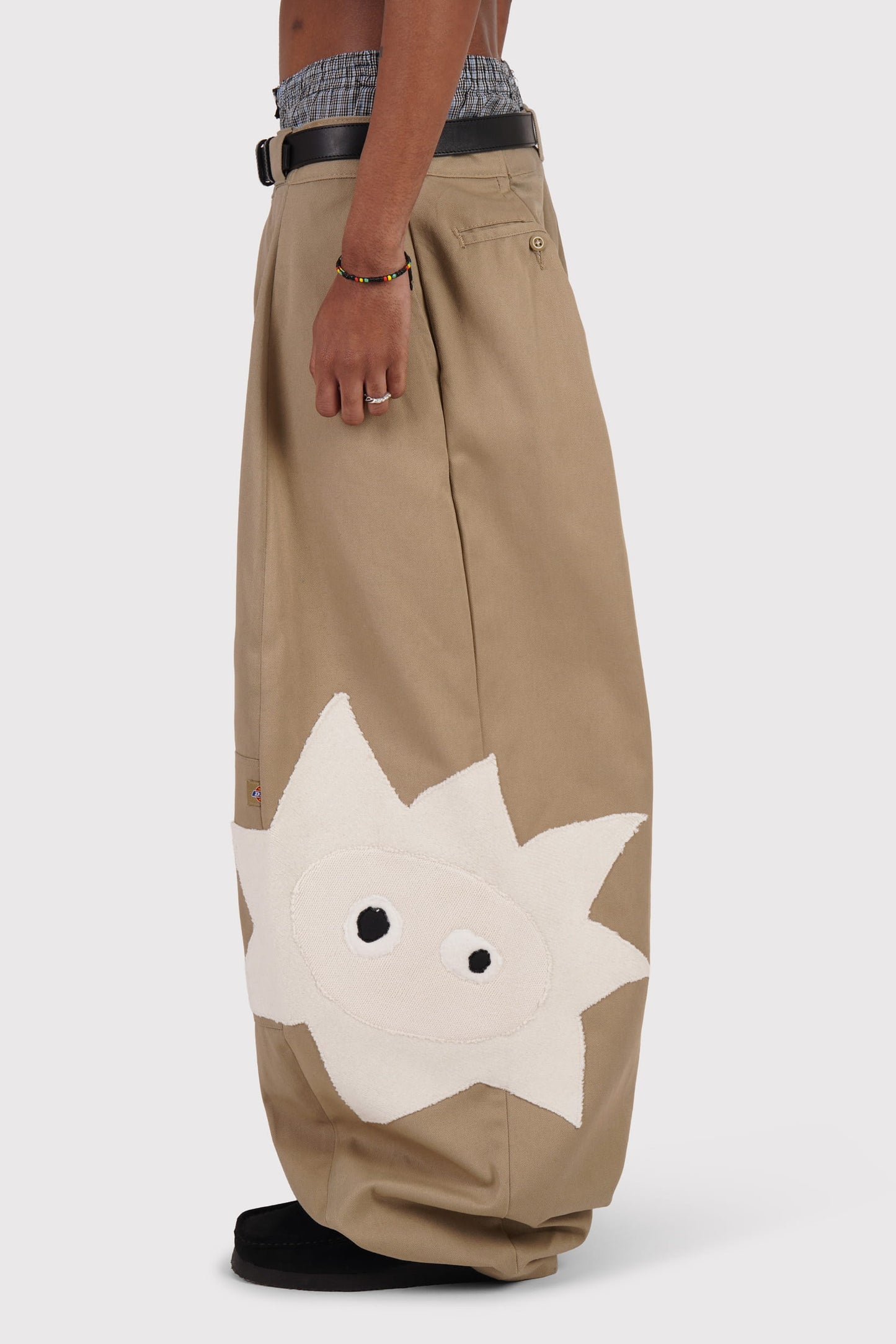 FO Baggy Trou - Beige - Limited Whimsical Little Bugger Edition - Bone