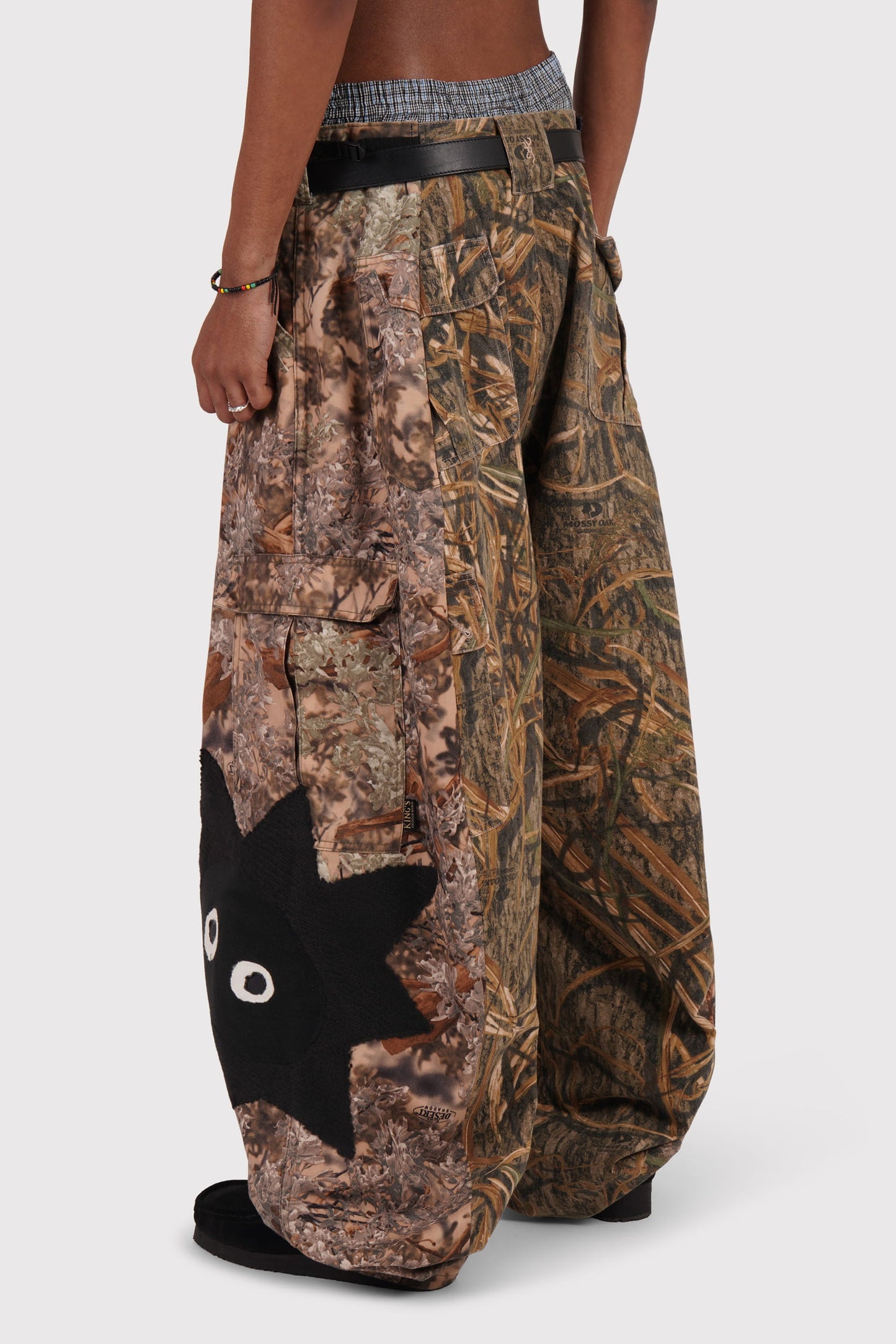 FO Baggy Trou - Real Tree - Limited Whimsical Little Bugger Edition - Charcoal