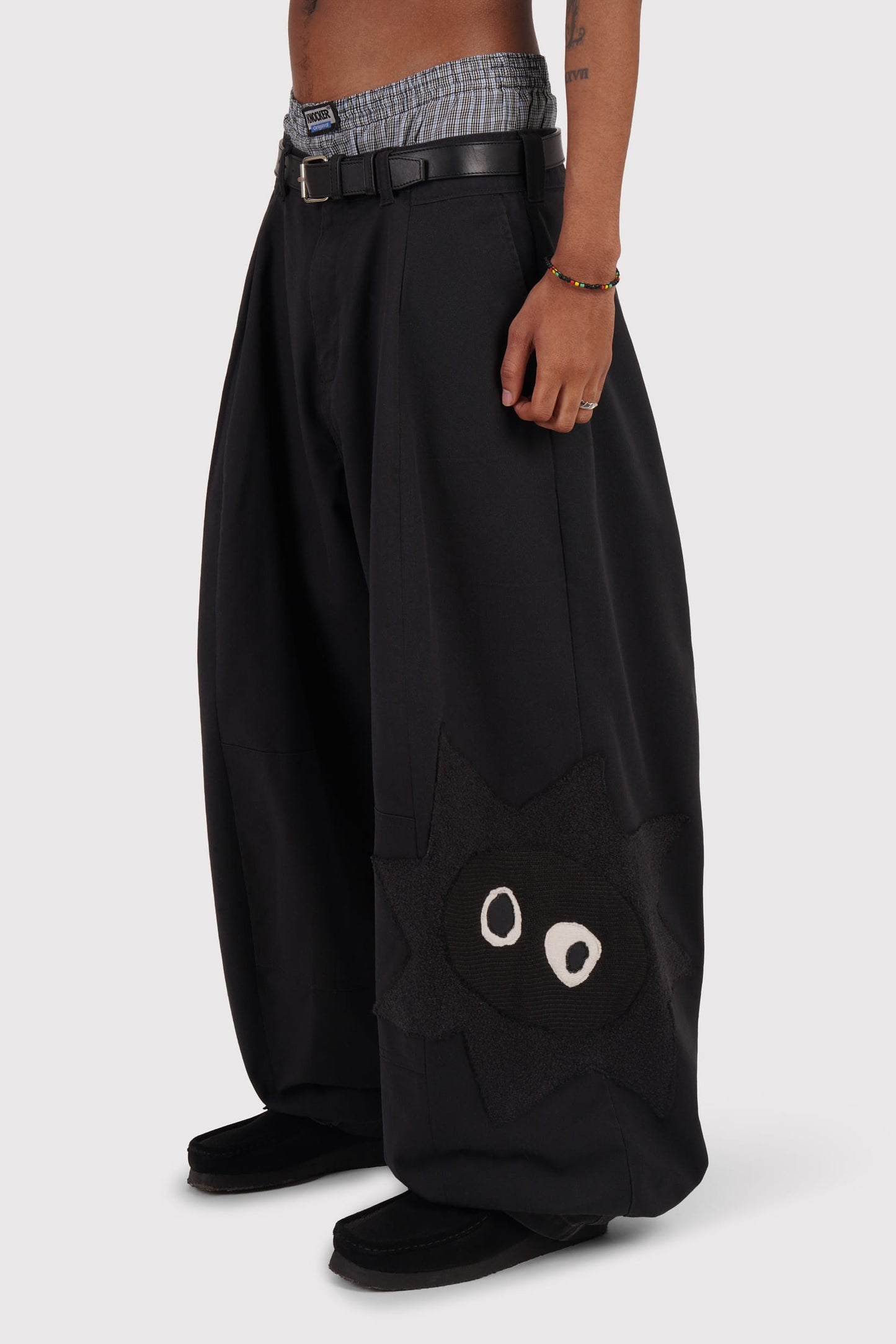 FO Baggy Trou - Black - Limited Whimsical Little Bugger Edition - Charcoal