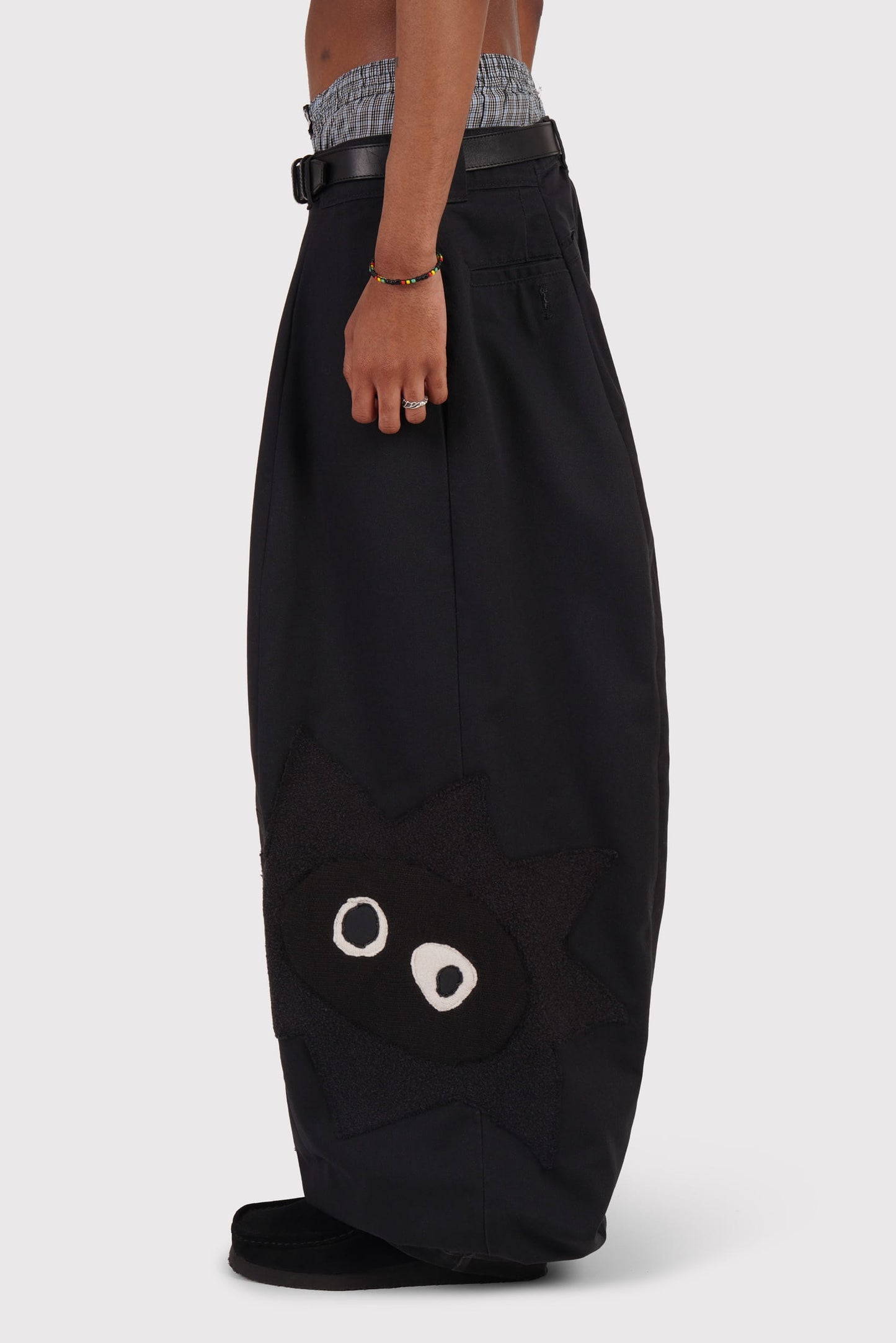 FO Baggy Trou - Black - Limited Whimsical Little Bugger Edition - Charcoal