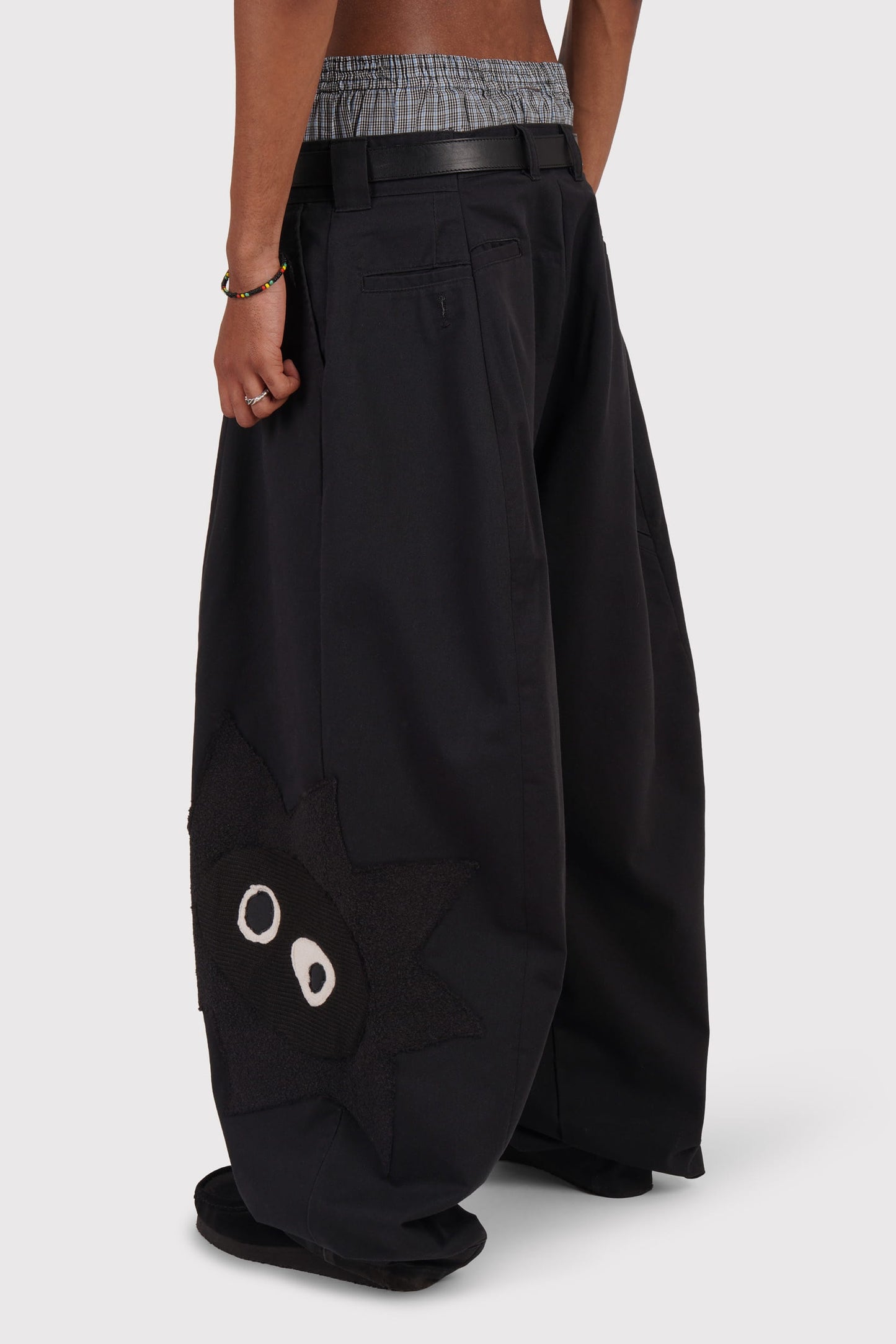 FO Baggy Trou - Black - Limited Whimsical Little Bugger Edition - Charcoal